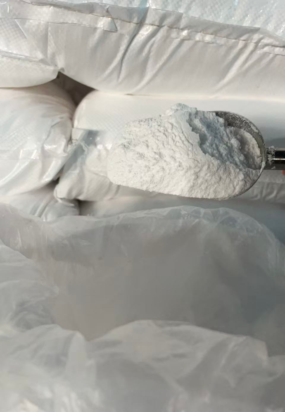 Bulk Calcium Chloride 77% Powder for Deicing Roads and Controlling Dust
