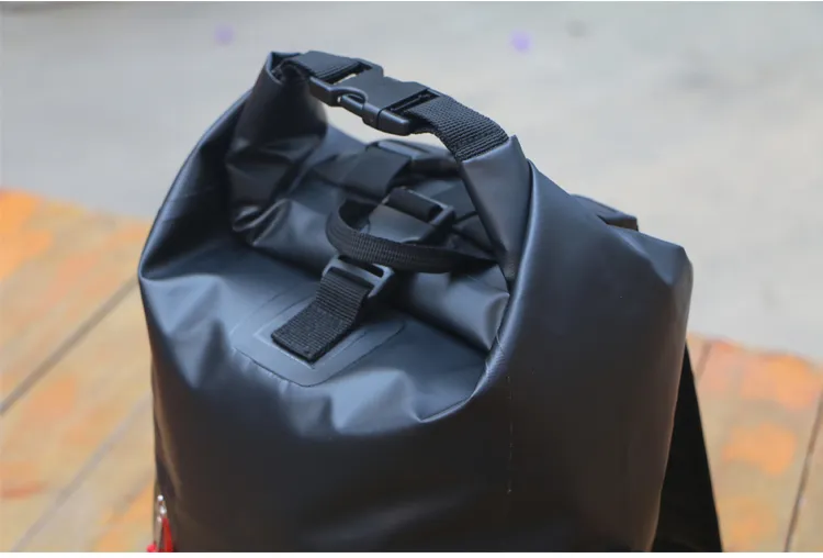 25L PVC Rucksack Outdoor Camping Travelling Hiking Backpack Beach Ocean Pack Waterproof Dry Bag