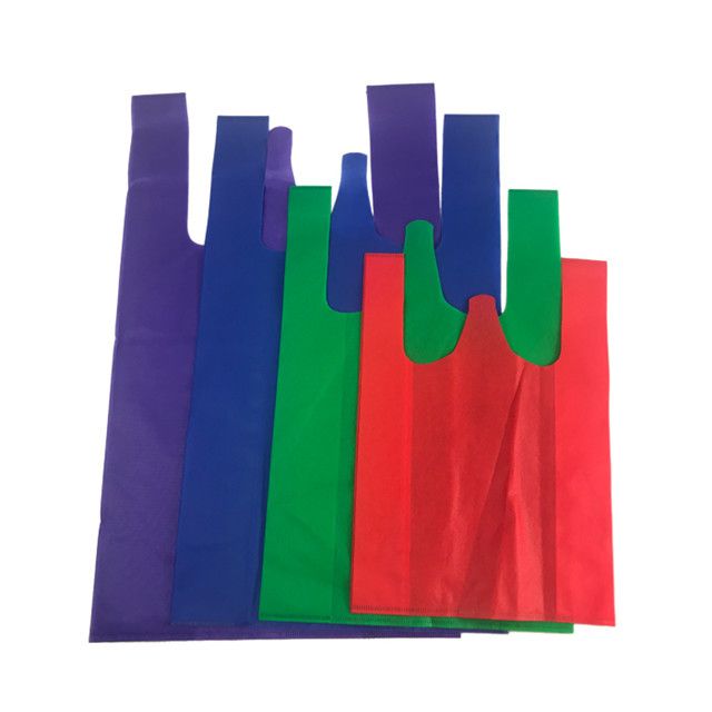 35GSM Colorful Spunbond Nonwoven Fabric Roll for W-Cut Bag