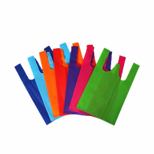 35GSM Colorful Spunbond Nonwoven Fabric Roll for W-Cut Bag