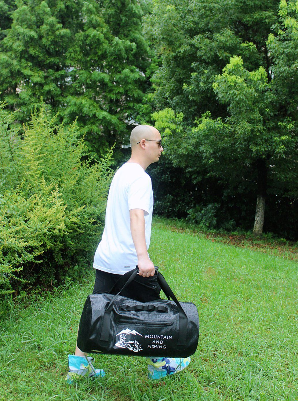 40L/60L Fashion Travel Bag PVC Waterproof Bag Outdoor Waterproof Bag Outdoor Travel Bucket Bag Shiny Travel Bag