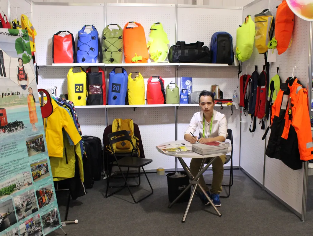 500d PVC Tarpaulin Travel Bag Waterproof Bag 25L School Bags for Outdoors with Backpack Sport Good