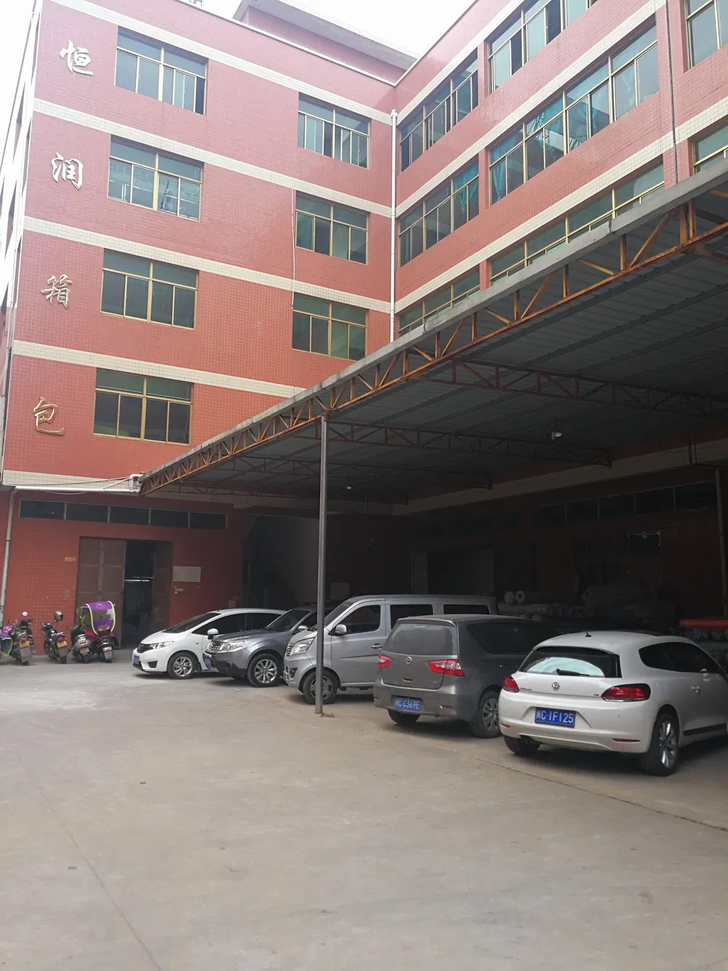 Wholesale Fashion Outdoor Backpack Travel Sports School Bag with Laptop